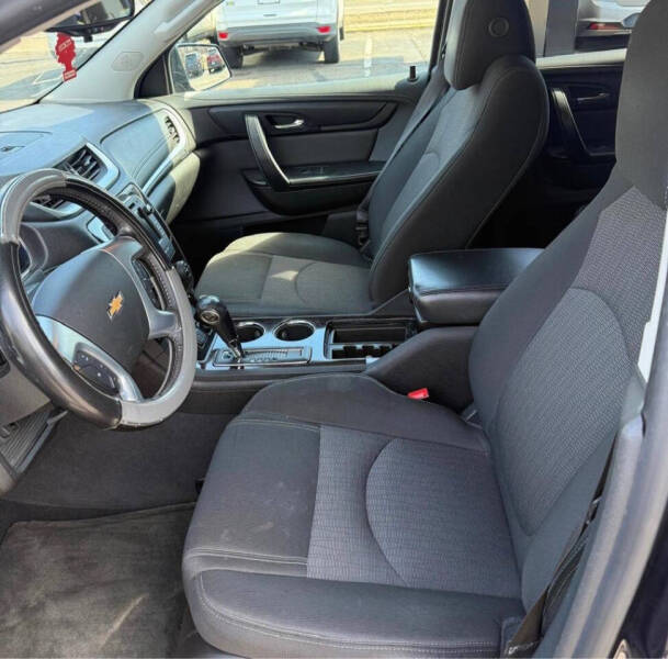 2017 Chevrolet Traverse LT