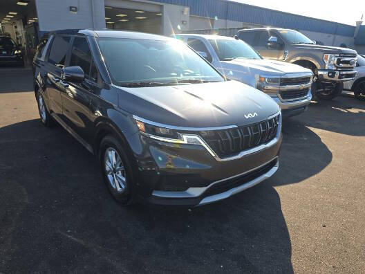 2024 Kia Carnival LX