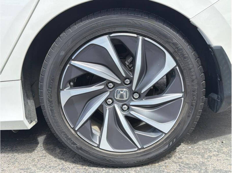 2019 Honda Insight Touring