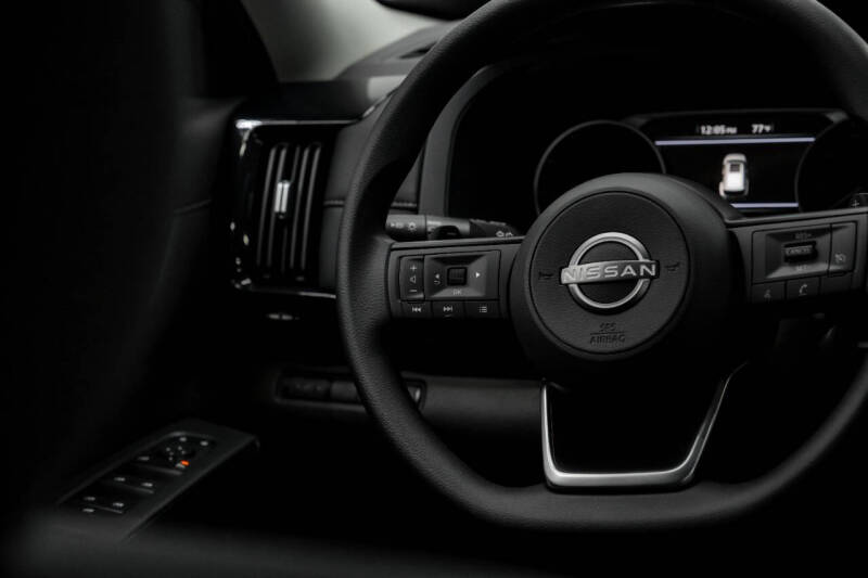 2025 Nissan Pathfinder S