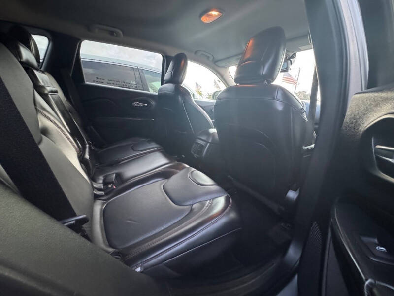 2017 Jeep Cherokee Trailhawk L Plus