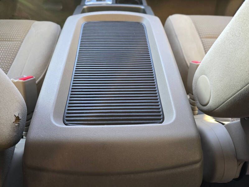 2012 Nissan Armada SV