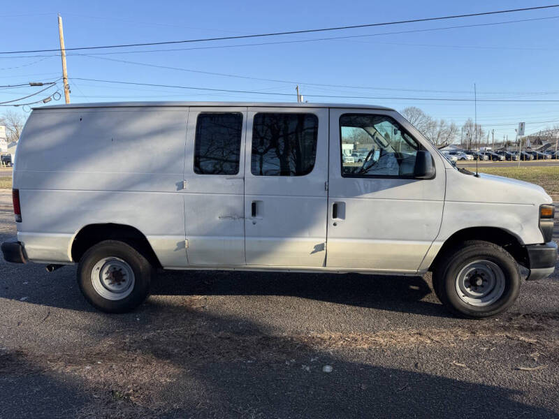 2009 Ford E-Series E-350 SD