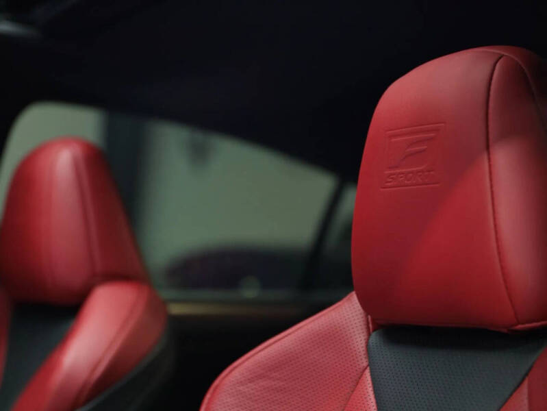 2024 Lexus ES 350 F SPORT Handling