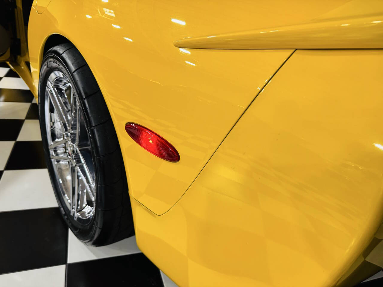 2001 Chevrolet Corvette 85