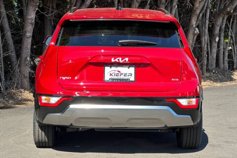 2025 Kia Niro EX Touring