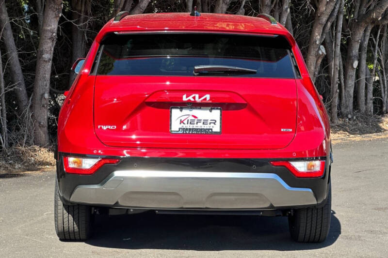 2025 Kia Niro EX Touring