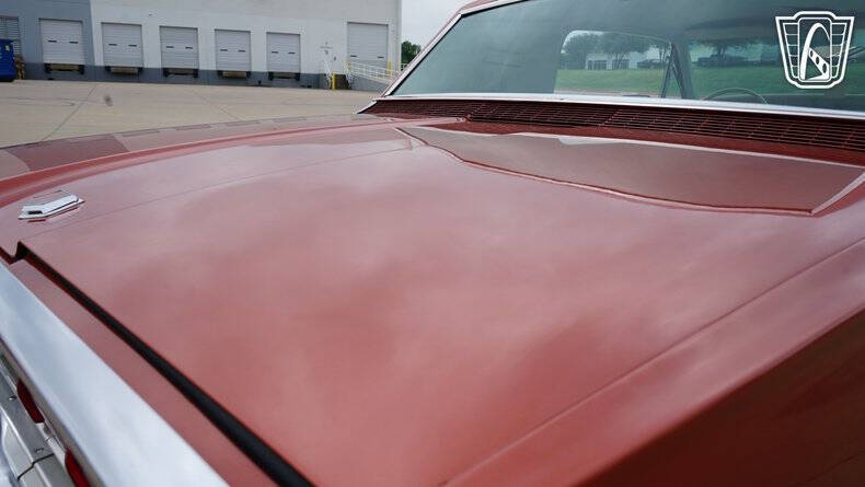 1966 Ford Thunderbird