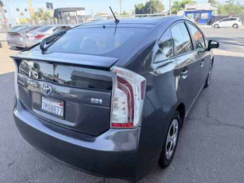 2015 Toyota Prius Two