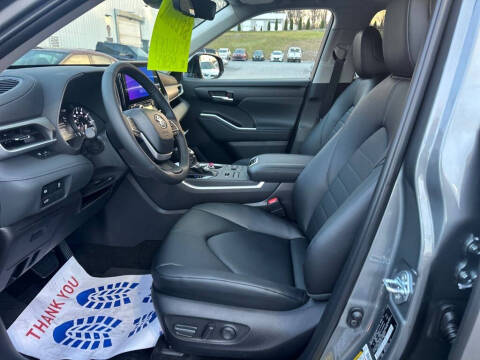 2026 Toyota Highlander XLE