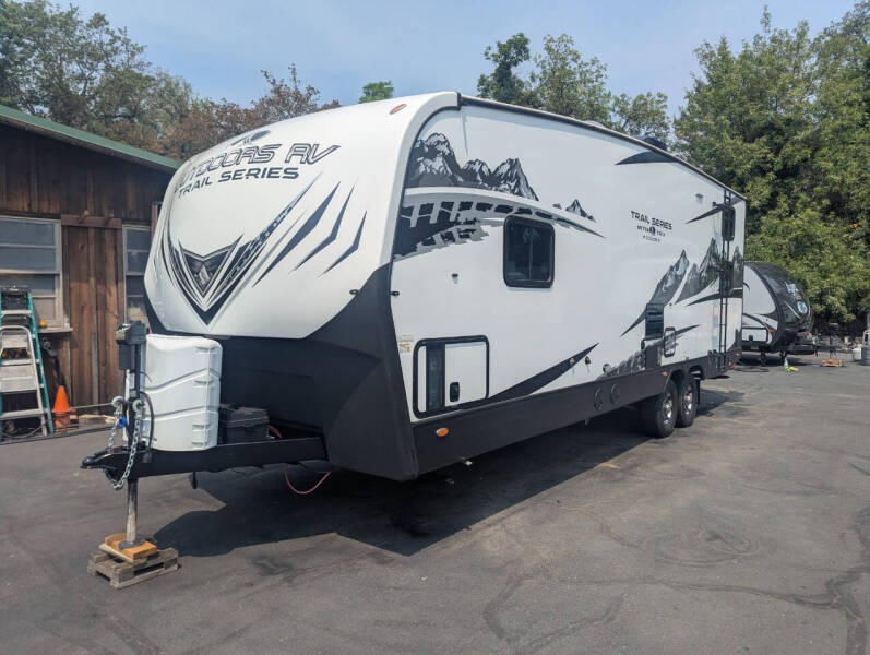2021 Outdoors RV  Mountain Trax 27TRX / 33ft