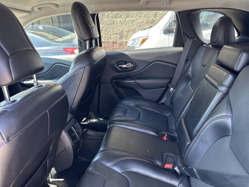 2019 Jeep Cherokee Trailhawk