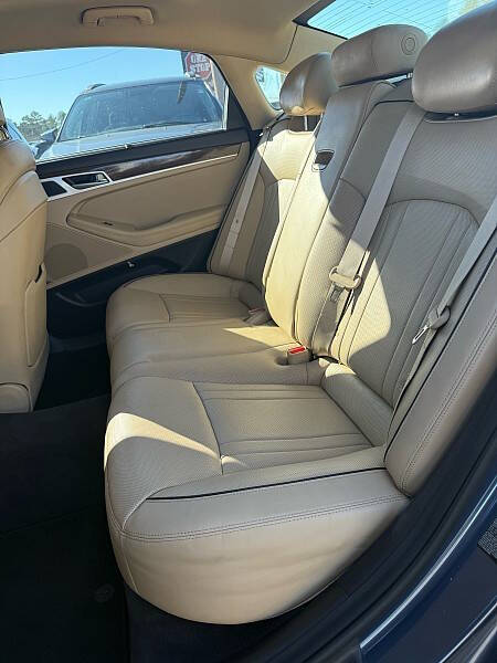 2015 Hyundai Genesis