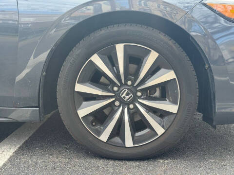 2022 Honda Civic EX-L