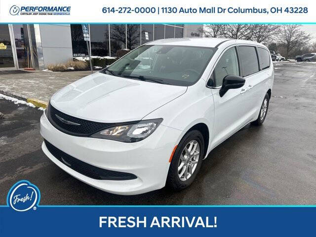 2024 Chrysler Voyager LX