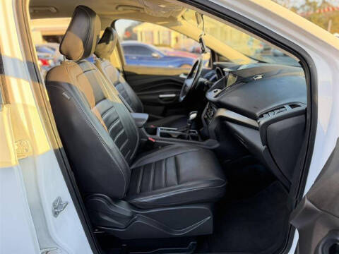 2019 Ford Escape SEL