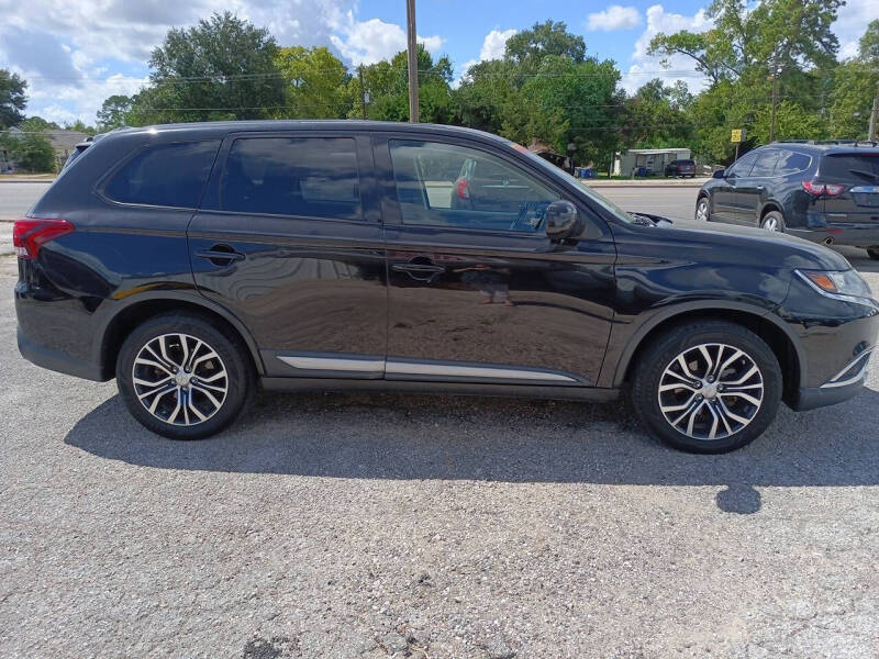 2016 Mitsubishi Outlander ES