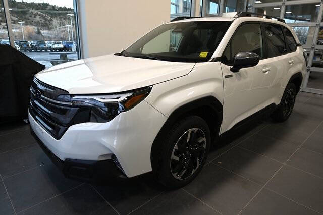 2025 Subaru Forester Premium Hybrid