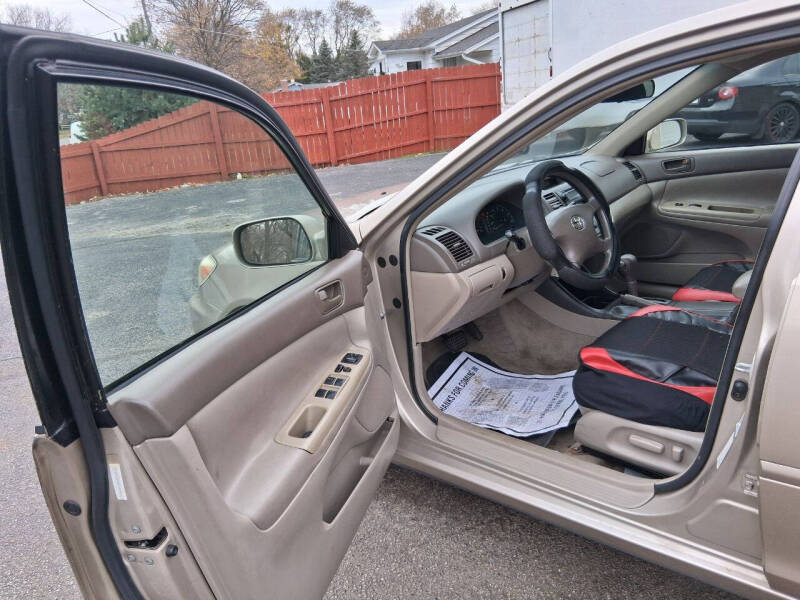 2003 Toyota Camry LE