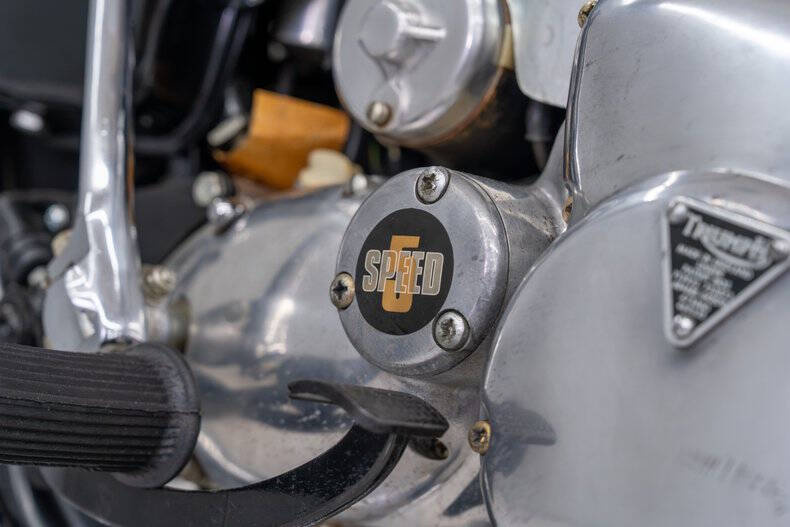 1975 Triumph Trident T160R
