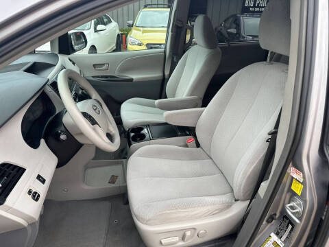 2011 Toyota Sienna