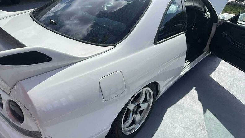 1996 Nissan Skyline