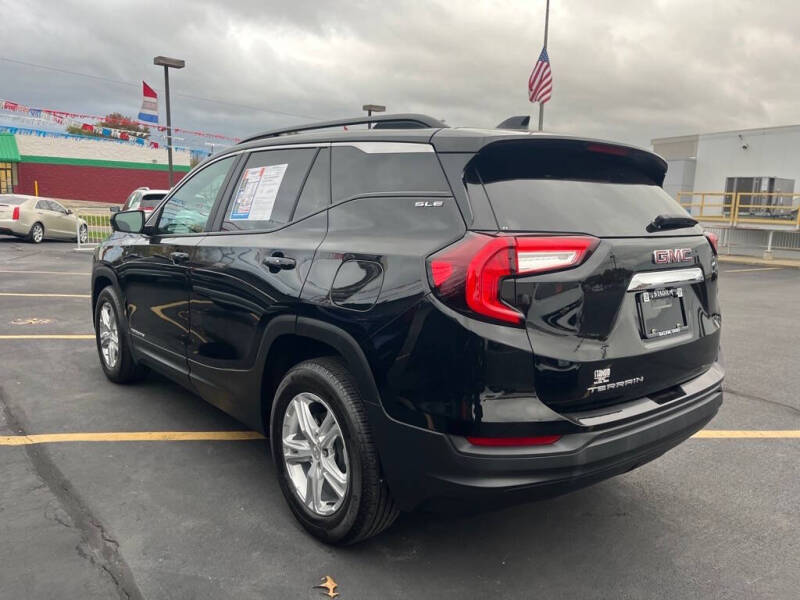 2022 GMC Terrain SLE