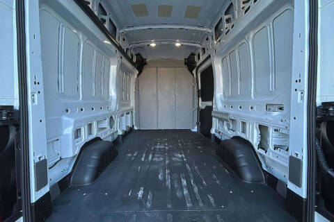 2023 Ford Transit 250