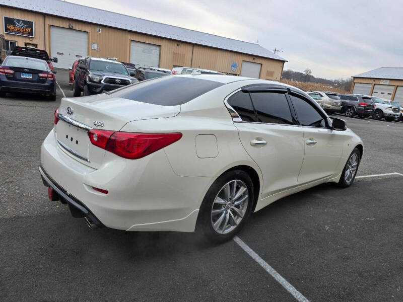 2015 Infiniti Q50 Premium