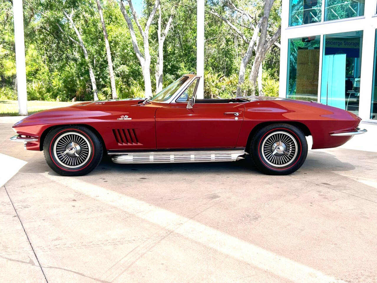 1966 Chevrolet Corvette 10