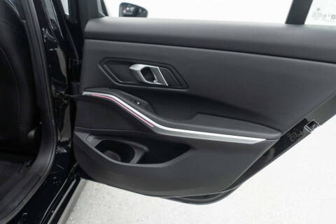 2025 BMW 3 Series 330i xDrive