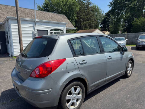 2012 Nissan Versa 1.8 S