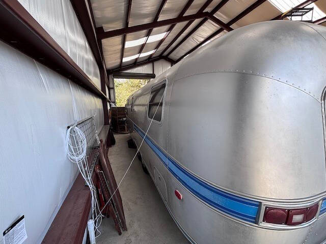 1987 Airstream Sovereign 29 Ft Bumper Pull