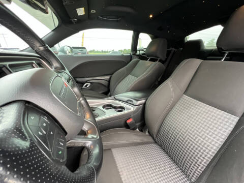 2021 Dodge Challenger SXT