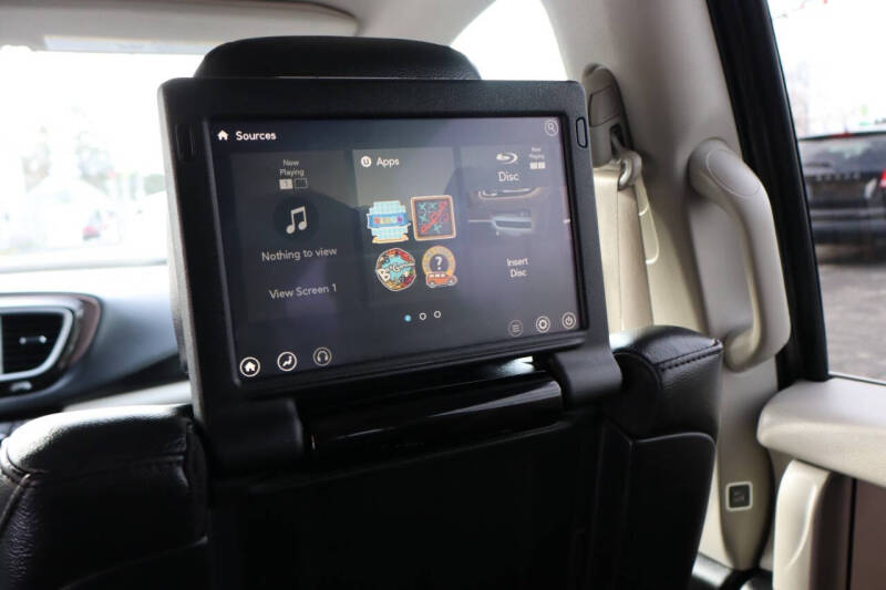 2019 Chrysler Pacifica Touring L Plus