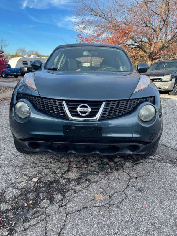 2011 Nissan JUKE for sale at VENTURE MOTORS in Wickliffe OH