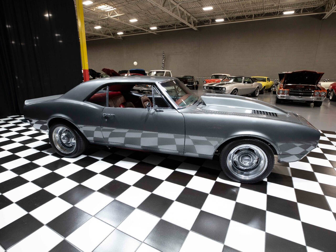 1967 Chevrolet Camaro 19