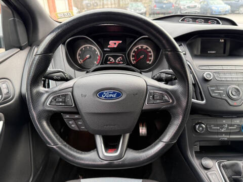 2018 Ford Focus ST