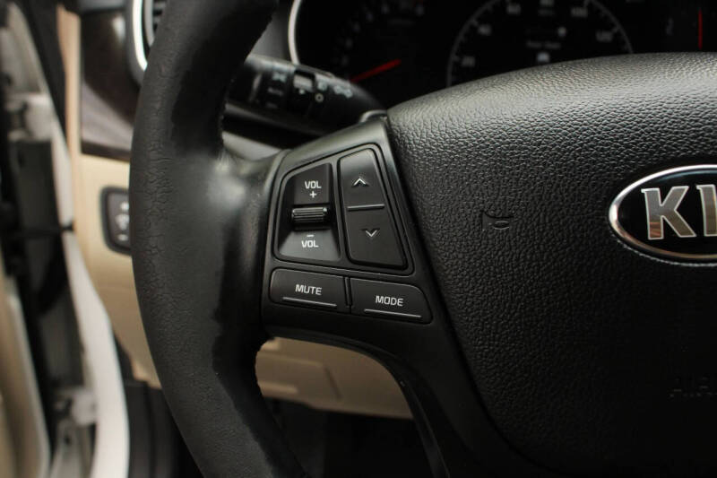 2014 Kia Cadenza Premium