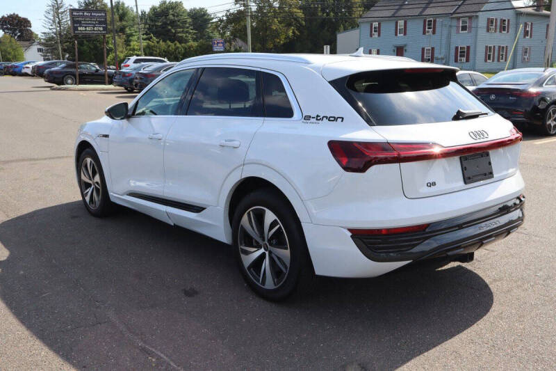 2024 Audi Q8 e-tron quattro Premium