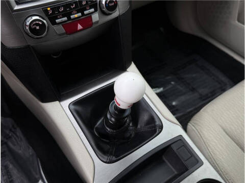 2011 Subaru Outback 2.5i