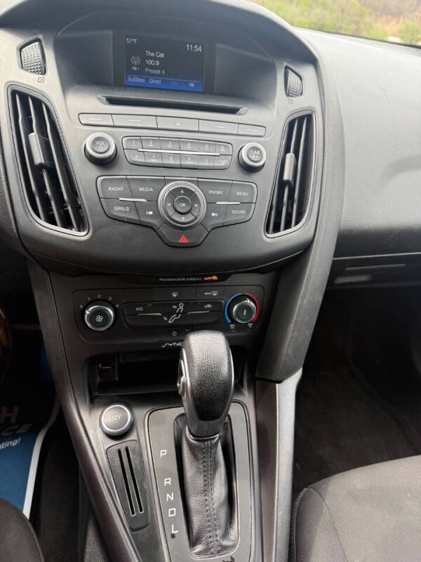 2017 Ford Focus SE