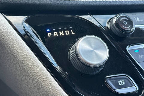 2022 Chrysler Pacifica Hybrid Touring L