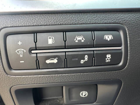 2017 Genesis G80 3.8