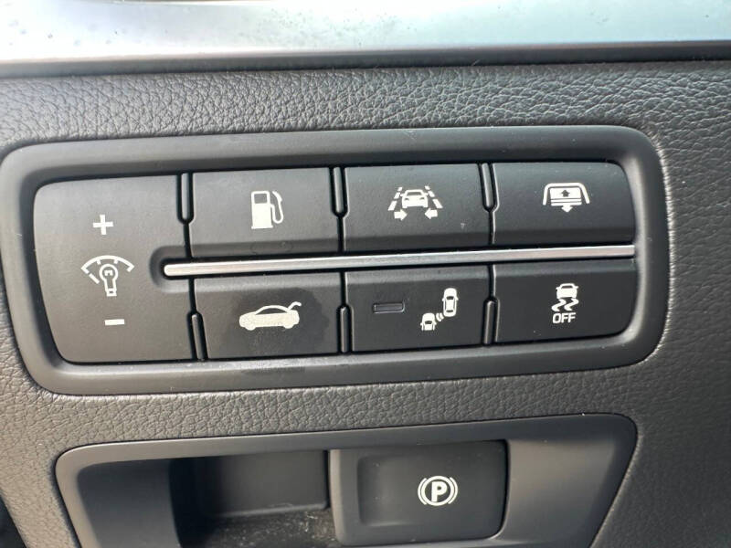 2017 Genesis G80 3.8