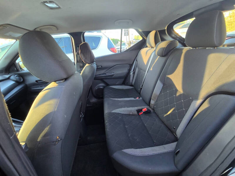 2020 Nissan Kicks S