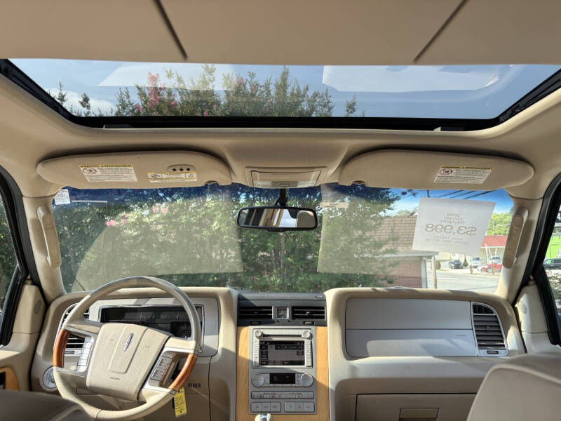 2008 Lincoln Navigator