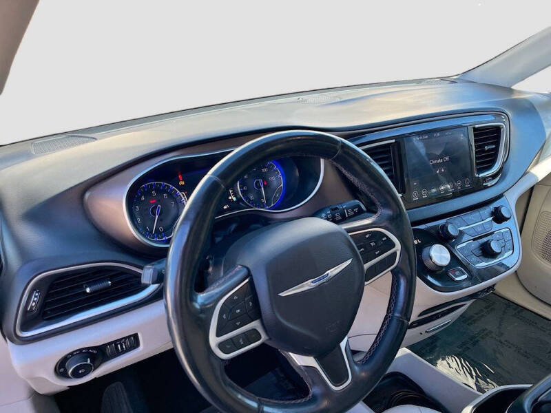 2018 Chrysler Pacifica Touring L Plus