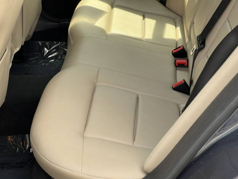 2012 Mercedes-Benz E-Class