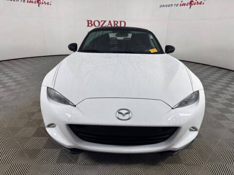 2016 Mazda MX-5 Miata Sport